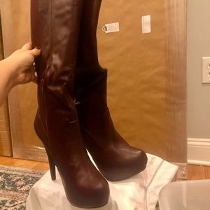 Brand new never worn Red Maroon Bamboo knee high platform boots (size 9)